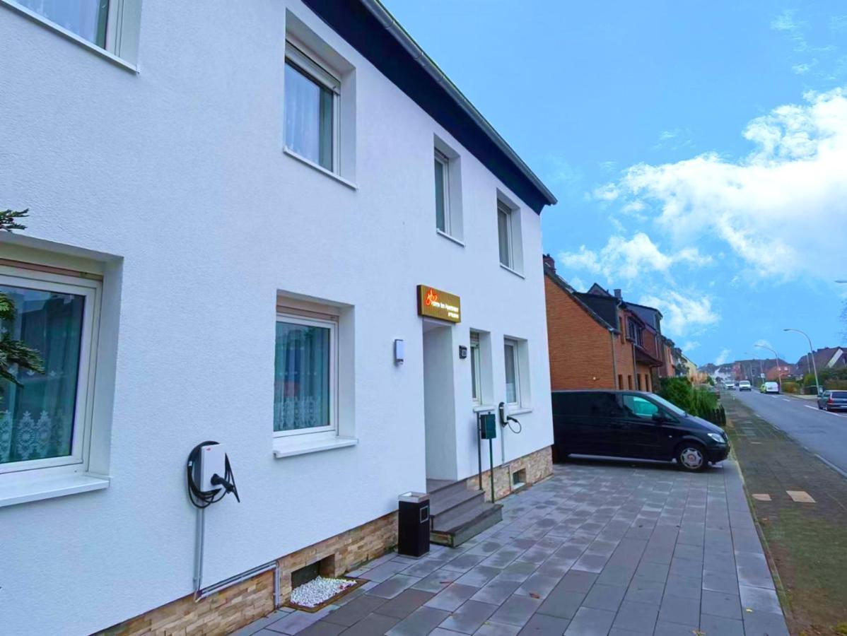 Home Inn Hotel Dormagen Exterior foto