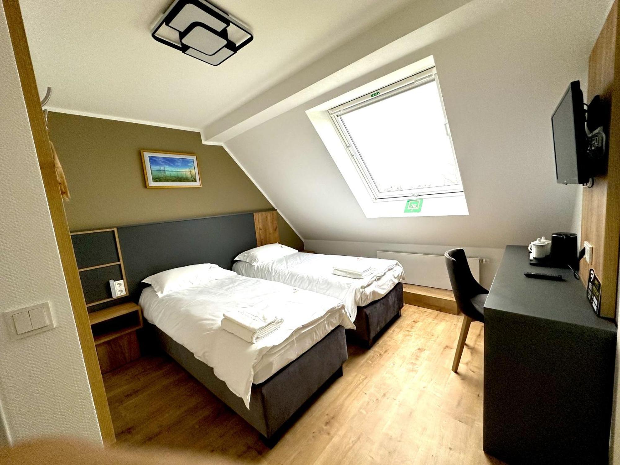 Home Inn Hotel Dormagen Quarto foto